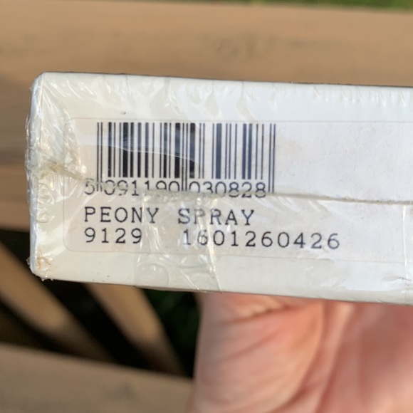 Set of 6 round coasters made in England. Peony design on black. Un-opened - Picture 3 of 6